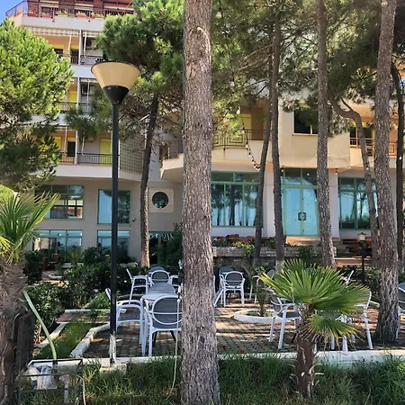 Margo Sea View Апартаменты *