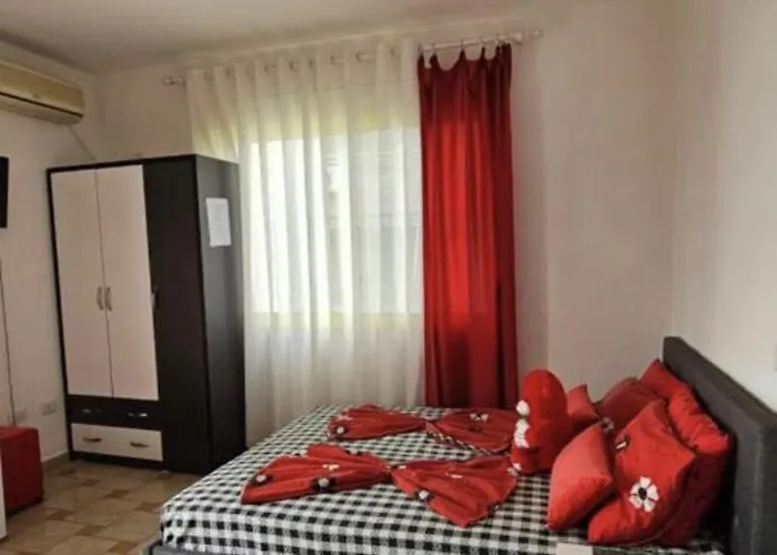 Apartment Margo Sea View Gjuricaj